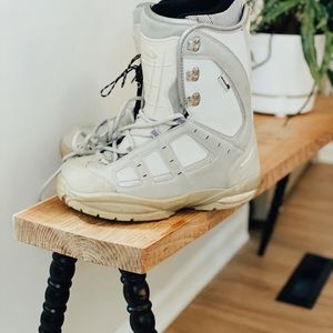 Northwave Freedom Women’s Snowboard Boots Light Gray - 8.5